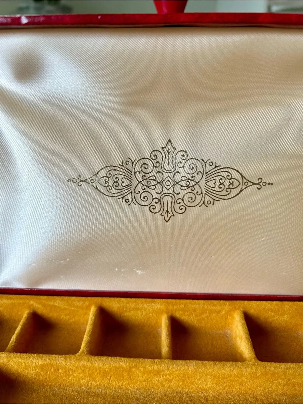 Vintage MCM Large Faux Leather Bound Velvet Lined Jewelry Box